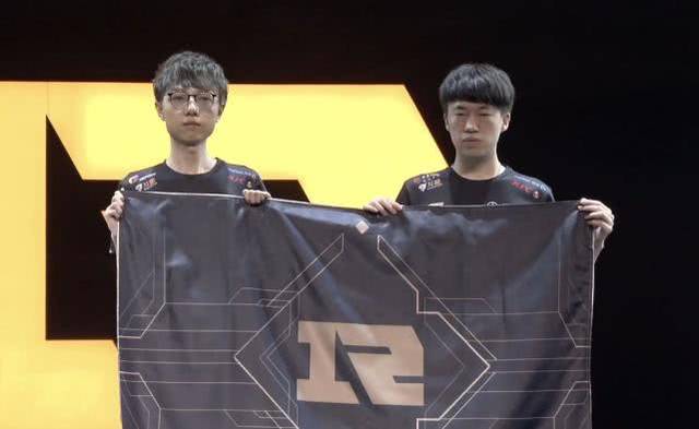 己只是替补 己只是替补