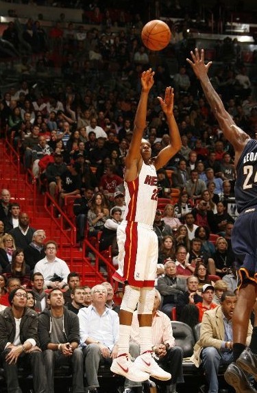 动作的准确 动作的准确