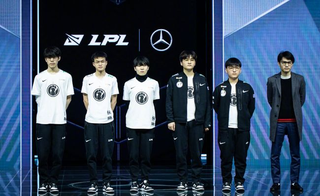 先集训后热 先集训后热